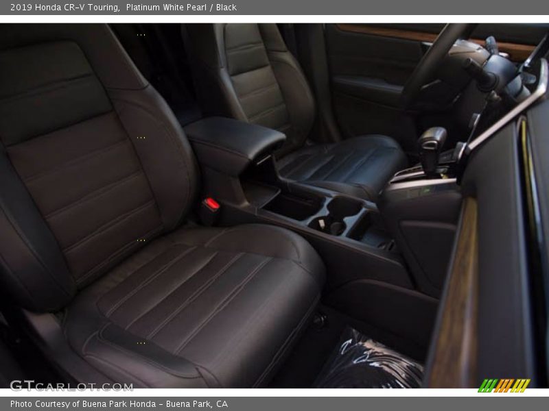 Platinum White Pearl / Black 2019 Honda CR-V Touring