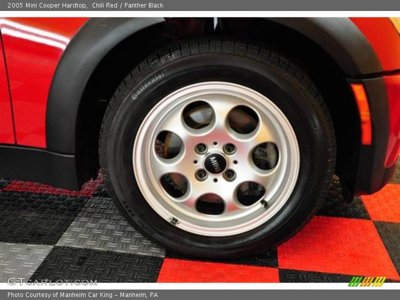 Chili Red / Panther Black 2005 Mini Cooper Hardtop