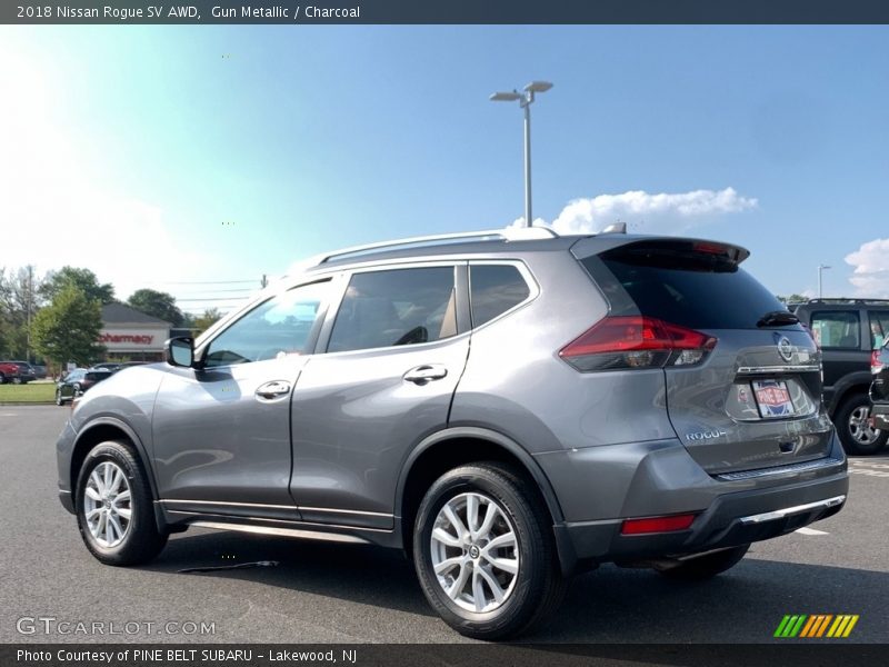 Gun Metallic / Charcoal 2018 Nissan Rogue SV AWD