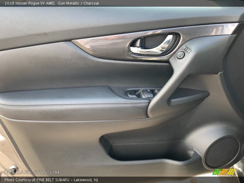 Gun Metallic / Charcoal 2018 Nissan Rogue SV AWD