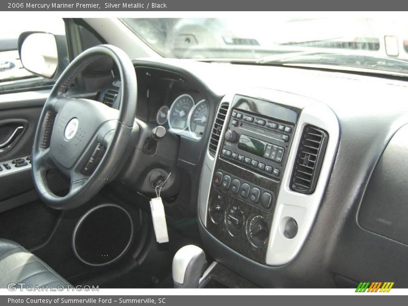 Silver Metallic / Black 2006 Mercury Mariner Premier