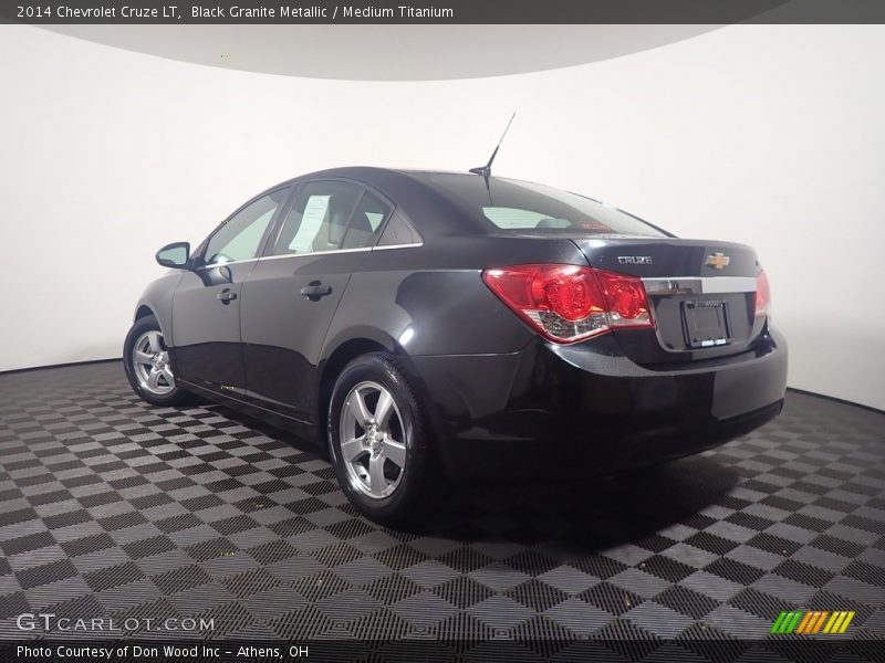 Black Granite Metallic / Medium Titanium 2014 Chevrolet Cruze LT