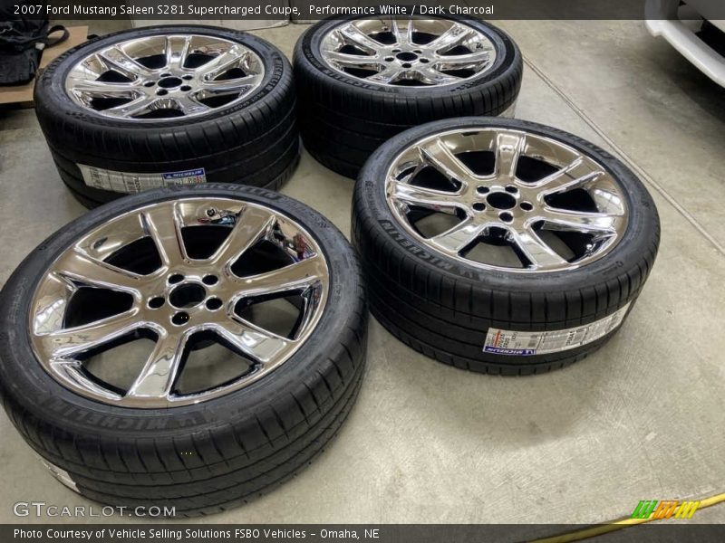 Performance White / Dark Charcoal 2007 Ford Mustang Saleen S281 Supercharged Coupe