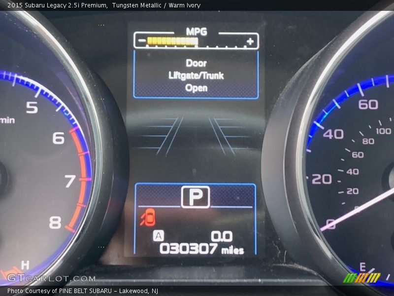 Tungsten Metallic / Warm Ivory 2015 Subaru Legacy 2.5i Premium