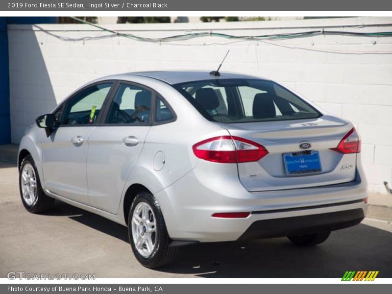Ingot Silver / Charcoal Black 2019 Ford Fiesta SE Sedan