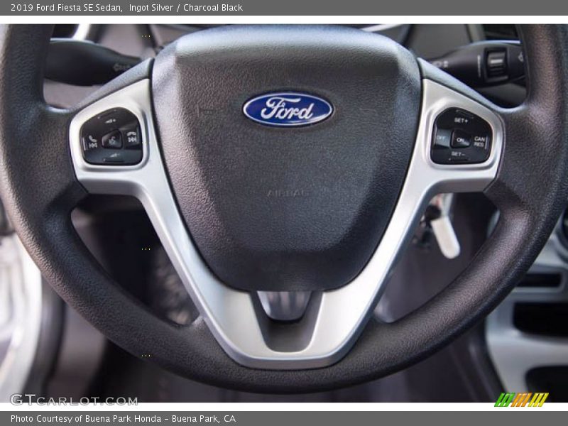 Ingot Silver / Charcoal Black 2019 Ford Fiesta SE Sedan