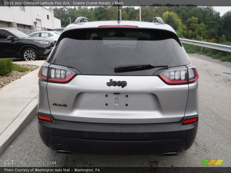 Granite Crystal Metallic / Black 2019 Jeep Cherokee Latitude Plus 4x4