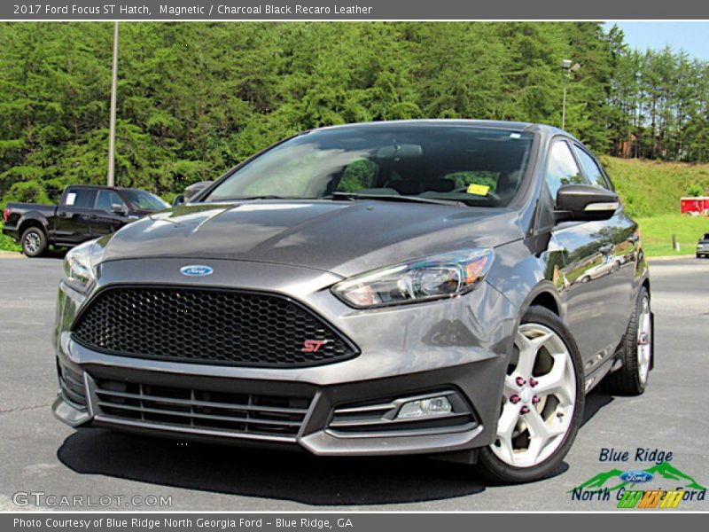 Magnetic / Charcoal Black Recaro Leather 2017 Ford Focus ST Hatch