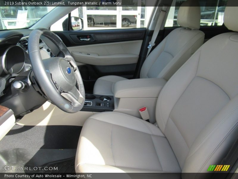 Tungsten Metallic / Warm Ivory 2019 Subaru Outback 2.5i Limited