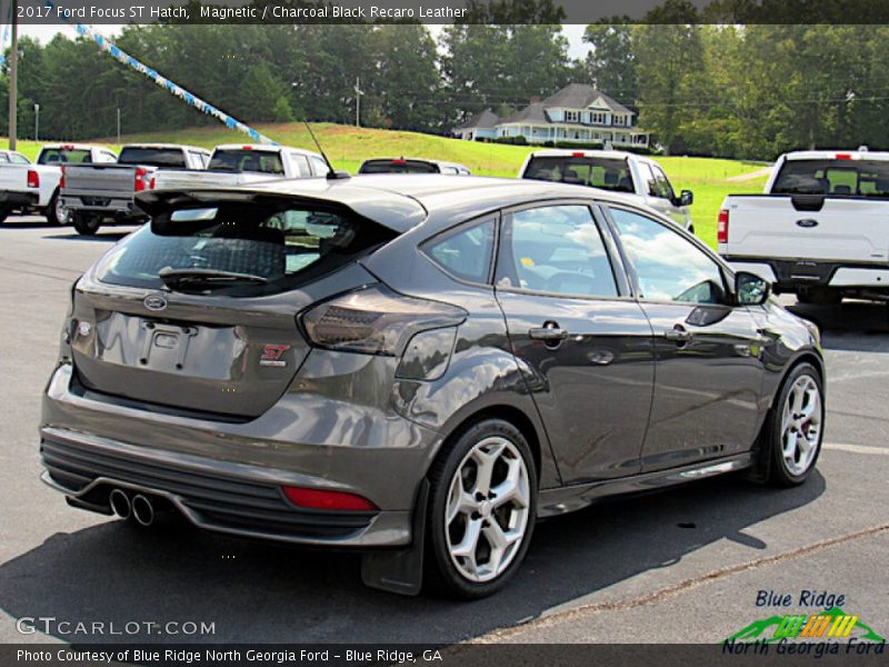 Magnetic / Charcoal Black Recaro Leather 2017 Ford Focus ST Hatch