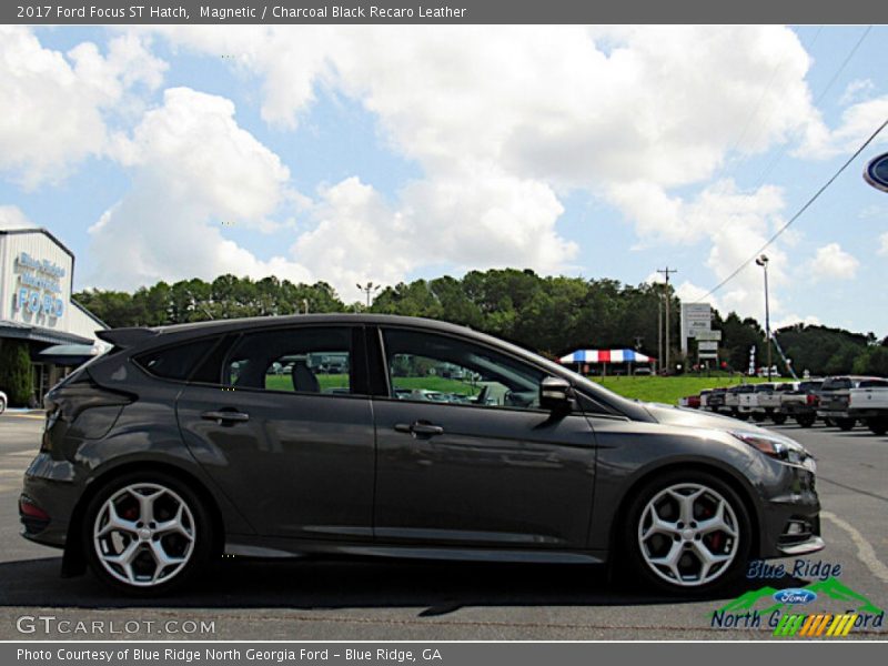 Magnetic / Charcoal Black Recaro Leather 2017 Ford Focus ST Hatch
