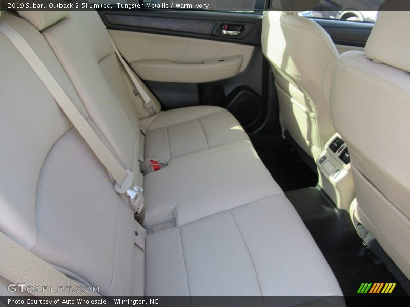 Tungsten Metallic / Warm Ivory 2019 Subaru Outback 2.5i Limited