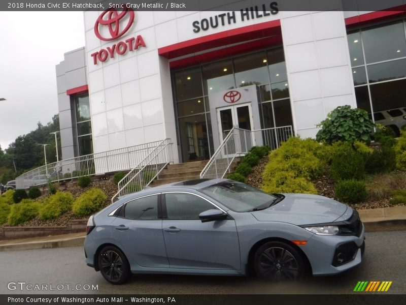 Sonic Gray Metallic / Black 2018 Honda Civic EX Hatchback