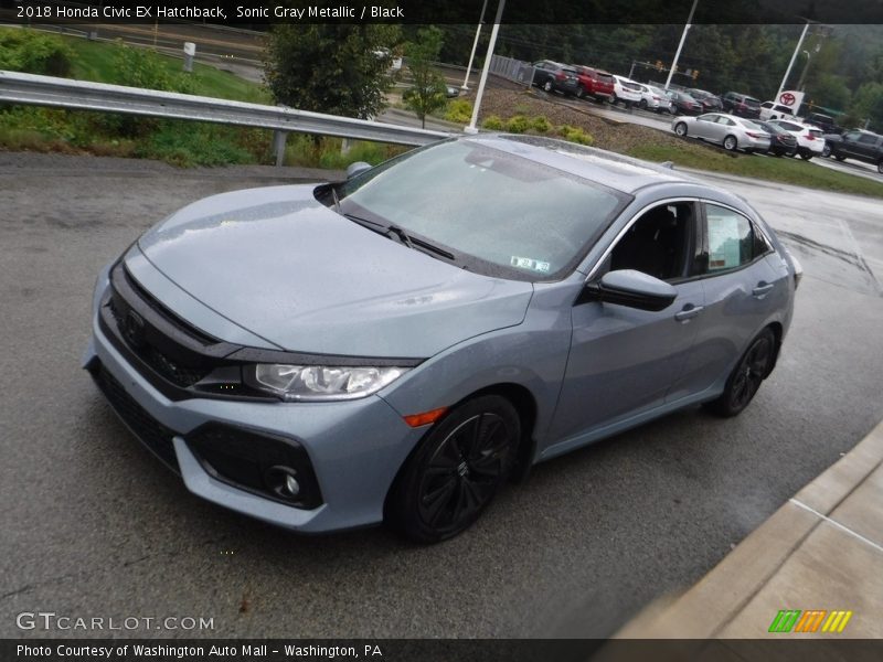 Front 3/4 View of 2018 Civic EX Hatchback