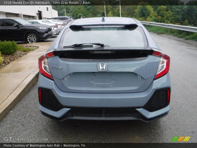 Sonic Gray Metallic / Black 2018 Honda Civic EX Hatchback