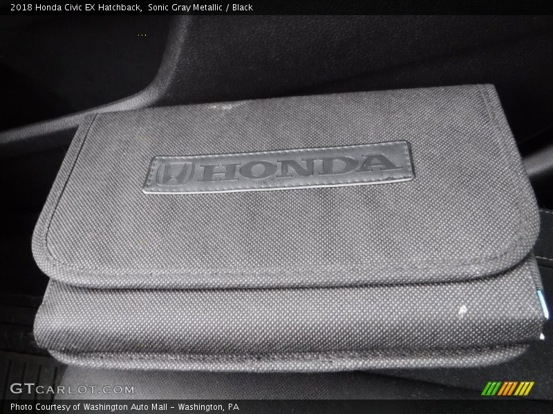 Sonic Gray Metallic / Black 2018 Honda Civic EX Hatchback