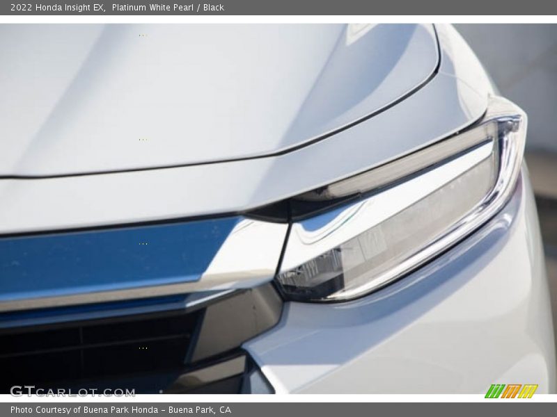 Platinum White Pearl / Black 2022 Honda Insight EX