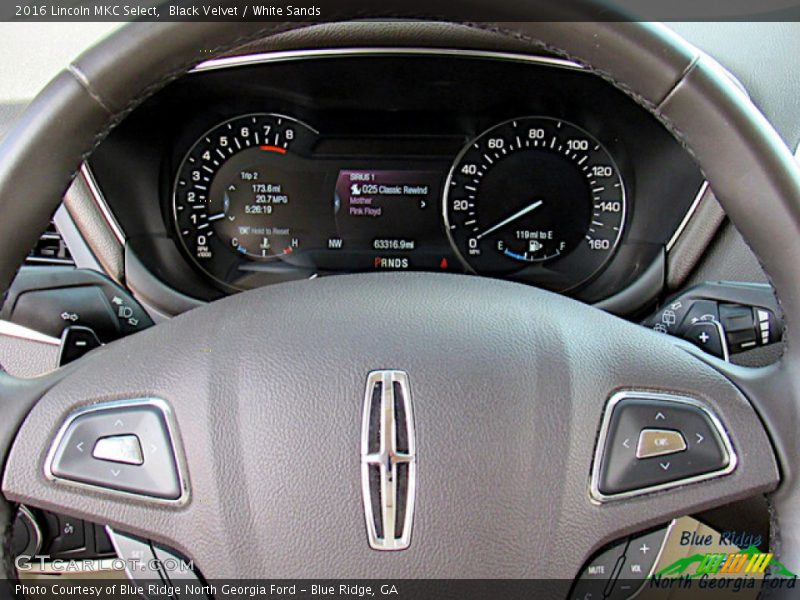 Black Velvet / White Sands 2016 Lincoln MKC Select