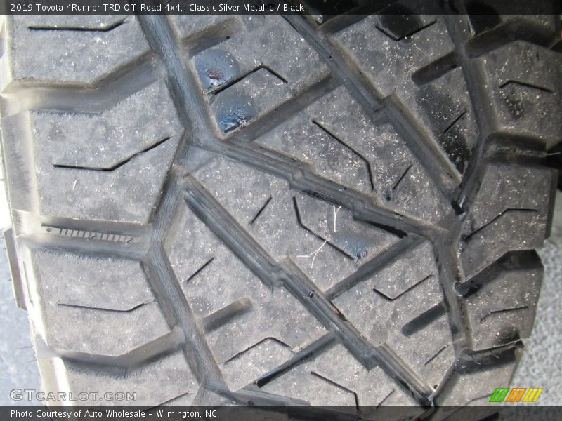 Classic Silver Metallic / Black 2019 Toyota 4Runner TRD Off-Road 4x4