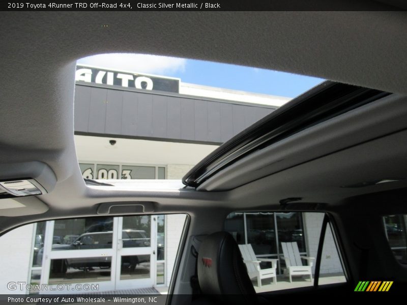 Classic Silver Metallic / Black 2019 Toyota 4Runner TRD Off-Road 4x4
