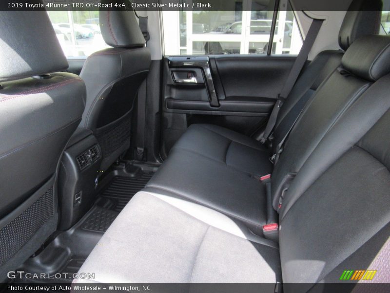 Classic Silver Metallic / Black 2019 Toyota 4Runner TRD Off-Road 4x4