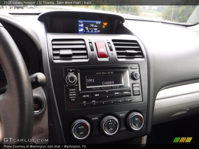 Satin White Pearl / Black 2015 Subaru Forester 2.5i Touring