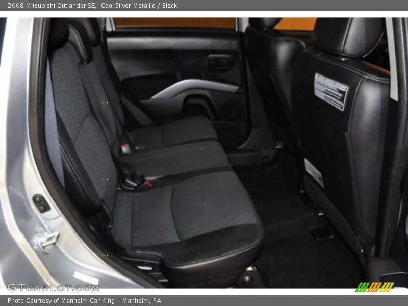 Cool Silver Metallic / Black 2008 Mitsubishi Outlander SE