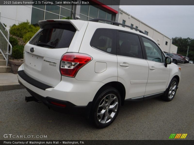 Satin White Pearl / Black 2015 Subaru Forester 2.5i Touring