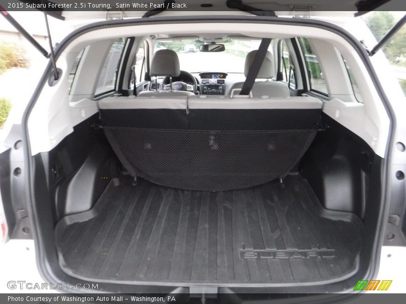Satin White Pearl / Black 2015 Subaru Forester 2.5i Touring