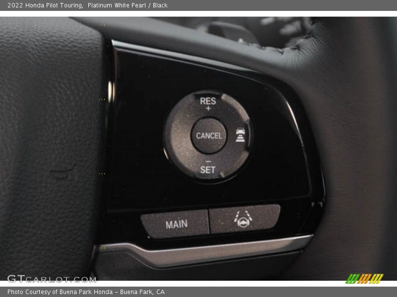 Platinum White Pearl / Black 2022 Honda Pilot Touring