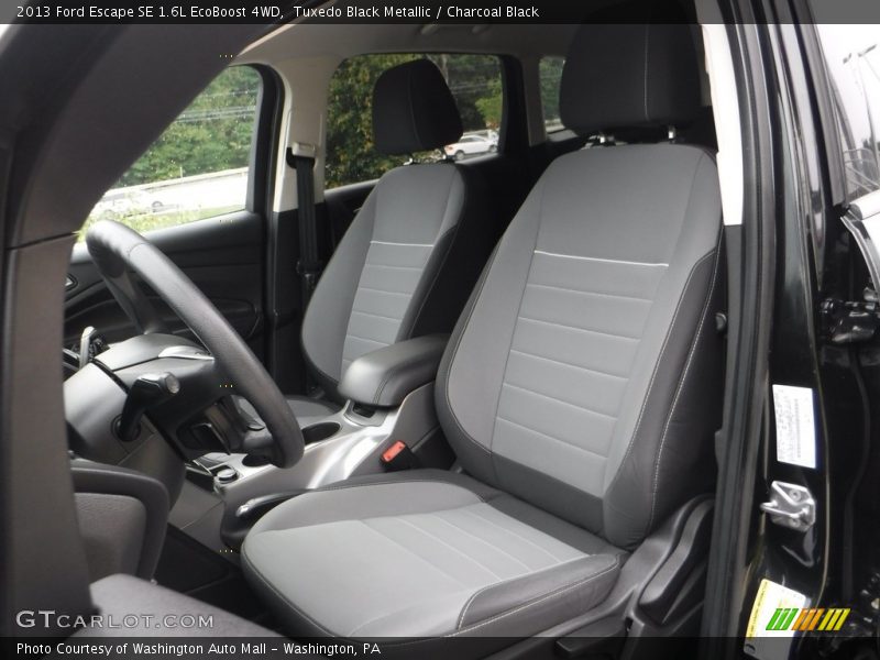 Tuxedo Black Metallic / Charcoal Black 2013 Ford Escape SE 1.6L EcoBoost 4WD