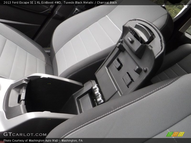 Tuxedo Black Metallic / Charcoal Black 2013 Ford Escape SE 1.6L EcoBoost 4WD