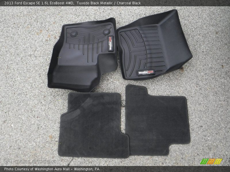 Tuxedo Black Metallic / Charcoal Black 2013 Ford Escape SE 1.6L EcoBoost 4WD