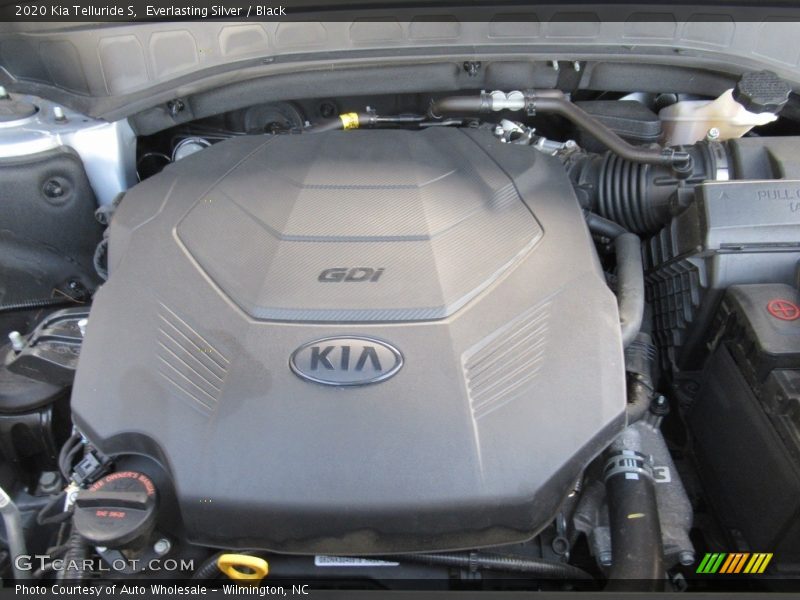 Everlasting Silver / Black 2020 Kia Telluride S