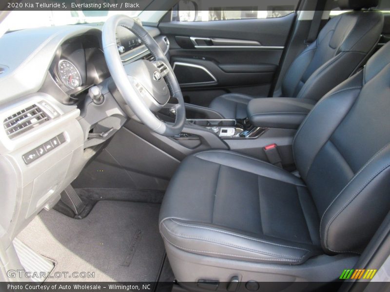 Everlasting Silver / Black 2020 Kia Telluride S