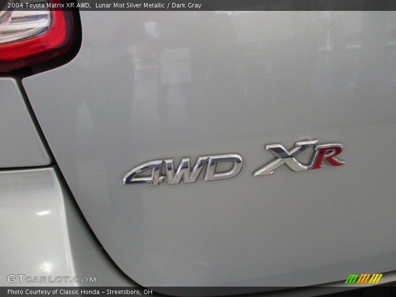  2004 Matrix XR AWD Logo