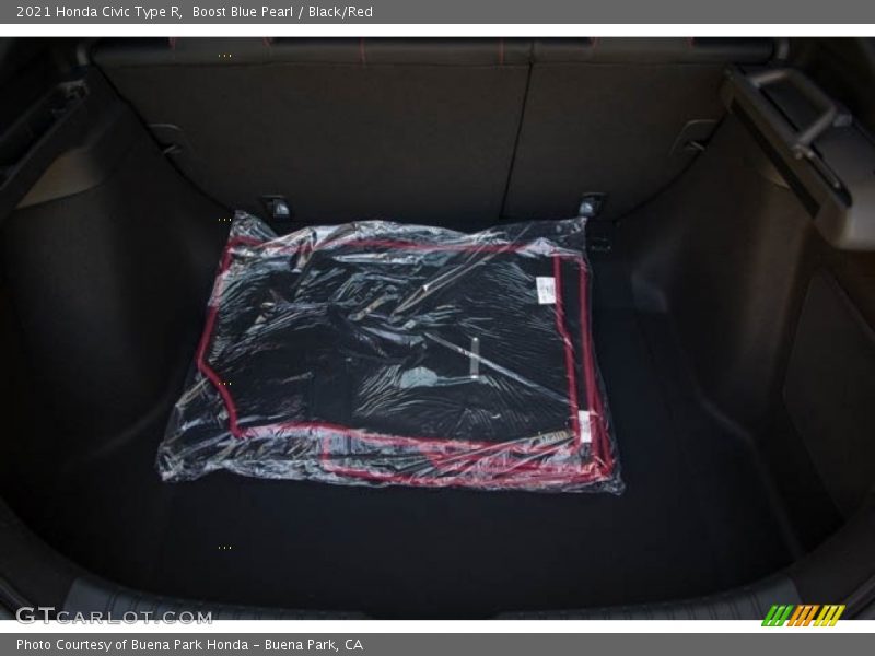 Boost Blue Pearl / Black/Red 2021 Honda Civic Type R