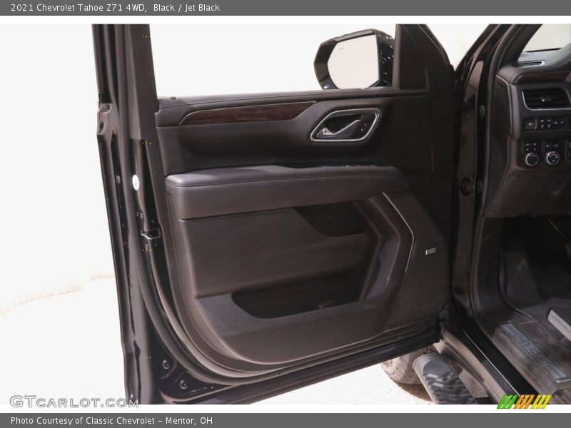 Black / Jet Black 2021 Chevrolet Tahoe Z71 4WD