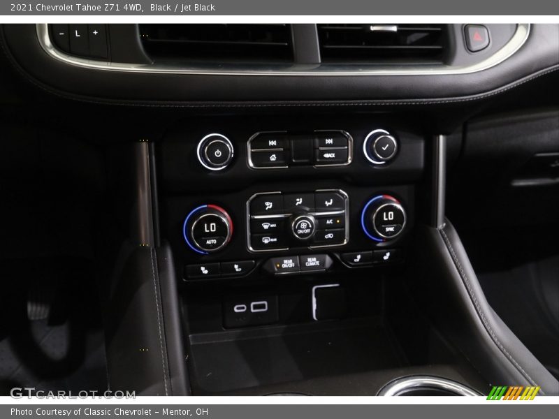 Black / Jet Black 2021 Chevrolet Tahoe Z71 4WD