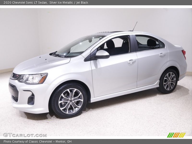 Silver Ice Metallic / Jet Black 2020 Chevrolet Sonic LT Sedan