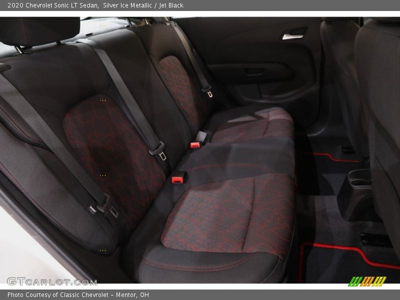Silver Ice Metallic / Jet Black 2020 Chevrolet Sonic LT Sedan