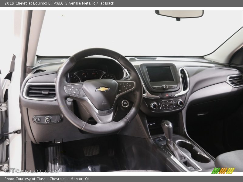 Silver Ice Metallic / Jet Black 2019 Chevrolet Equinox LT AWD