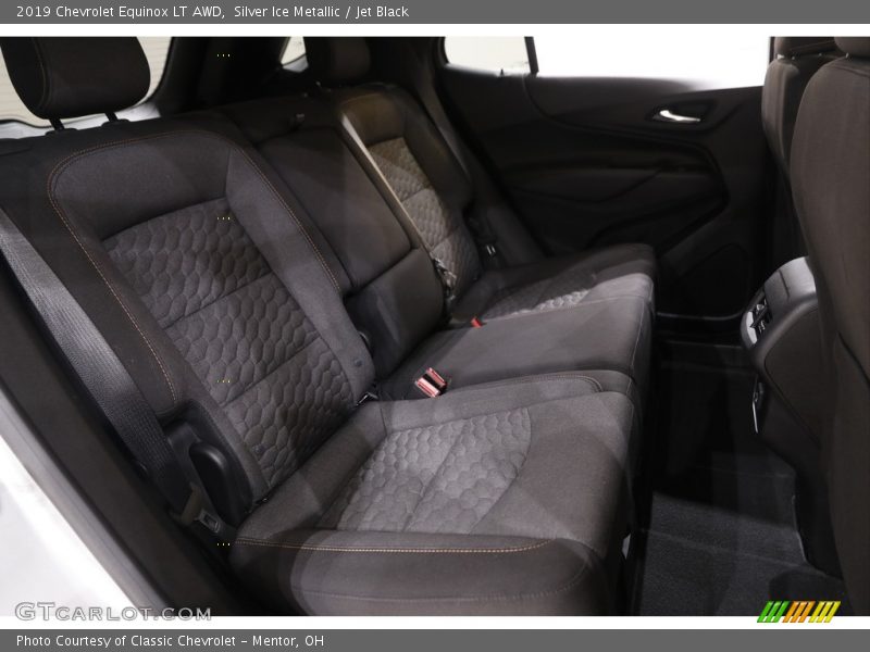 Silver Ice Metallic / Jet Black 2019 Chevrolet Equinox LT AWD