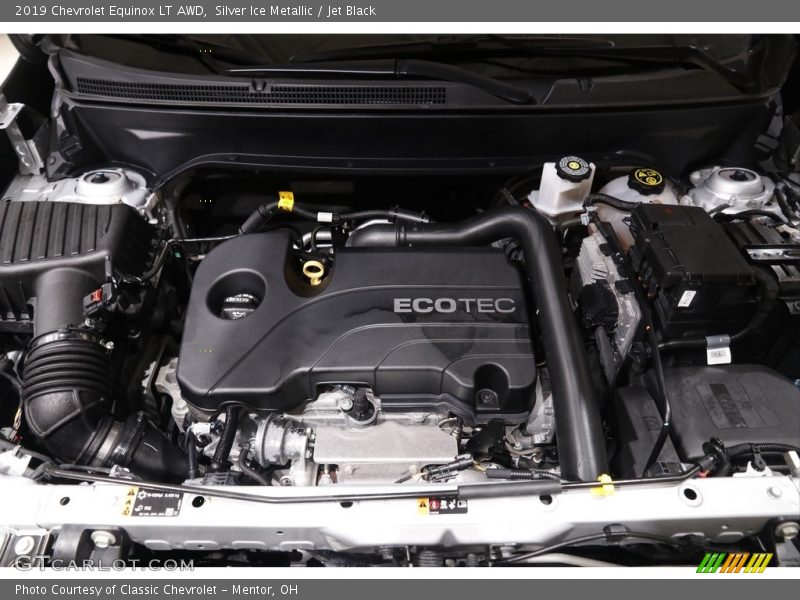 Silver Ice Metallic / Jet Black 2019 Chevrolet Equinox LT AWD