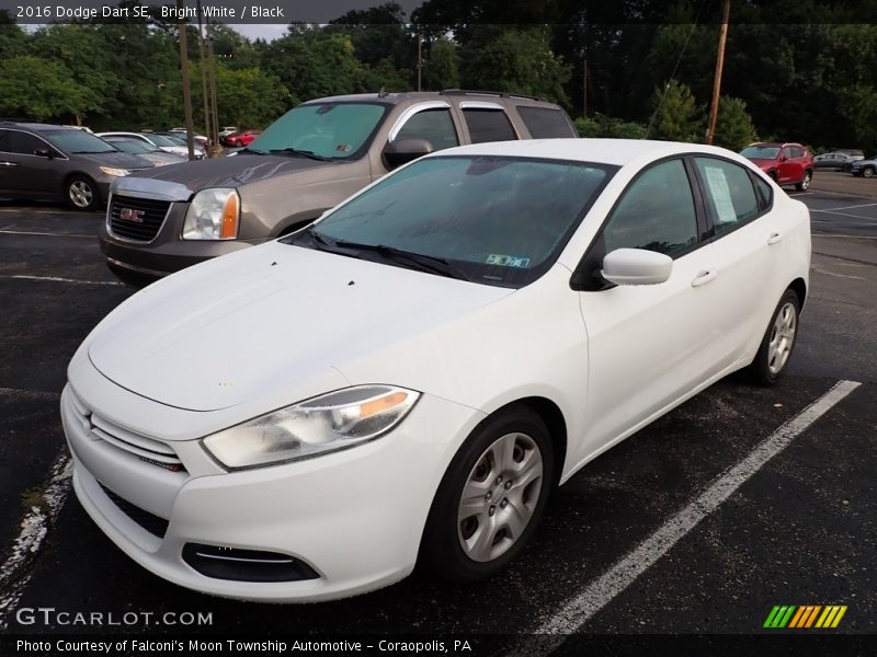 Bright White / Black 2016 Dodge Dart SE