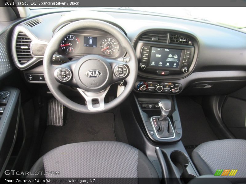Sparkling Silver / Black 2021 Kia Soul LX