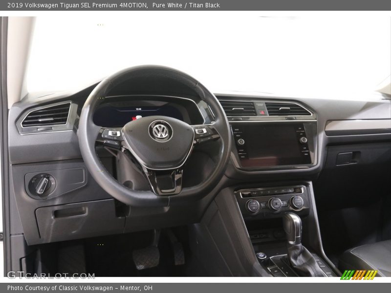 Pure White / Titan Black 2019 Volkswagen Tiguan SEL Premium 4MOTION