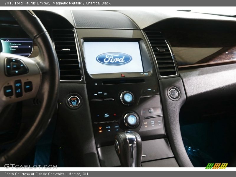Magnetic Metallic / Charcoal Black 2015 Ford Taurus Limited