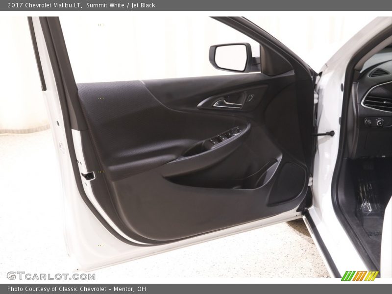 Summit White / Jet Black 2017 Chevrolet Malibu LT