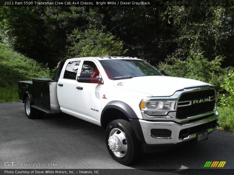 Bright White / Diesel Gray/Black 2021 Ram 5500 Tradesman Crew Cab 4x4 Chassis